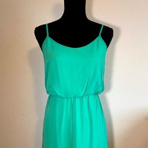 Light green dress